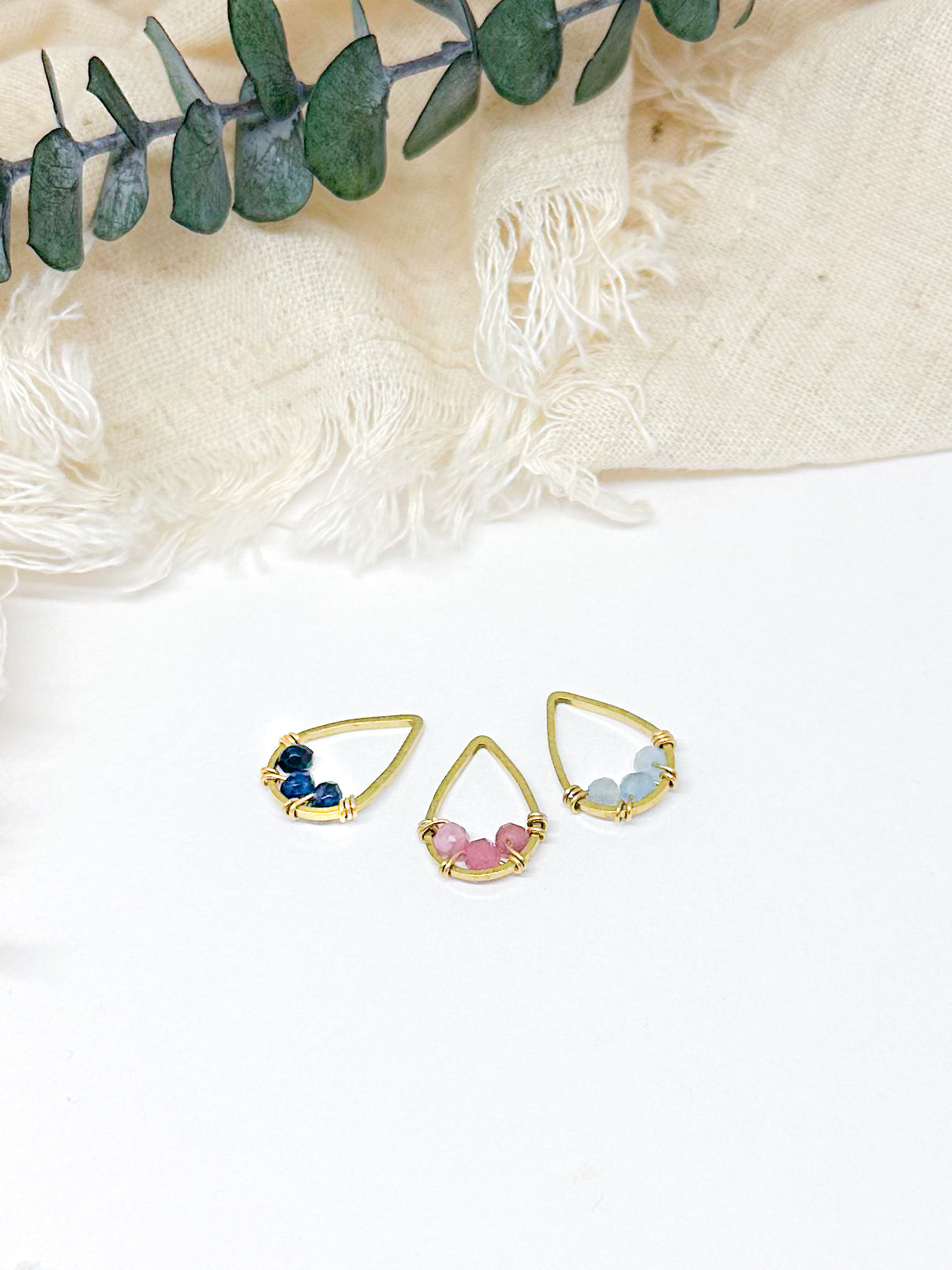 Aquamarine birthstone earring mini