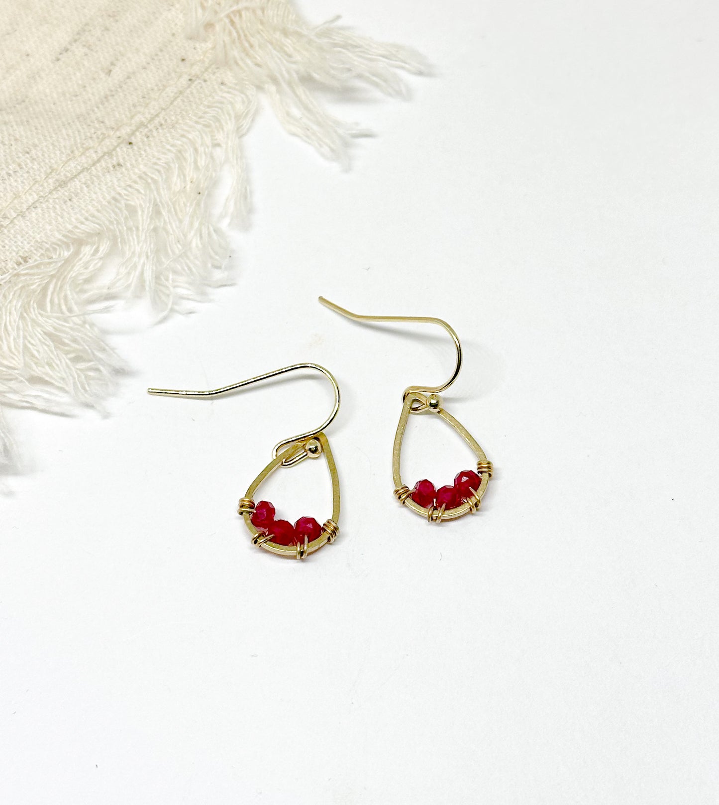 Aquamarine birthstone earring mini