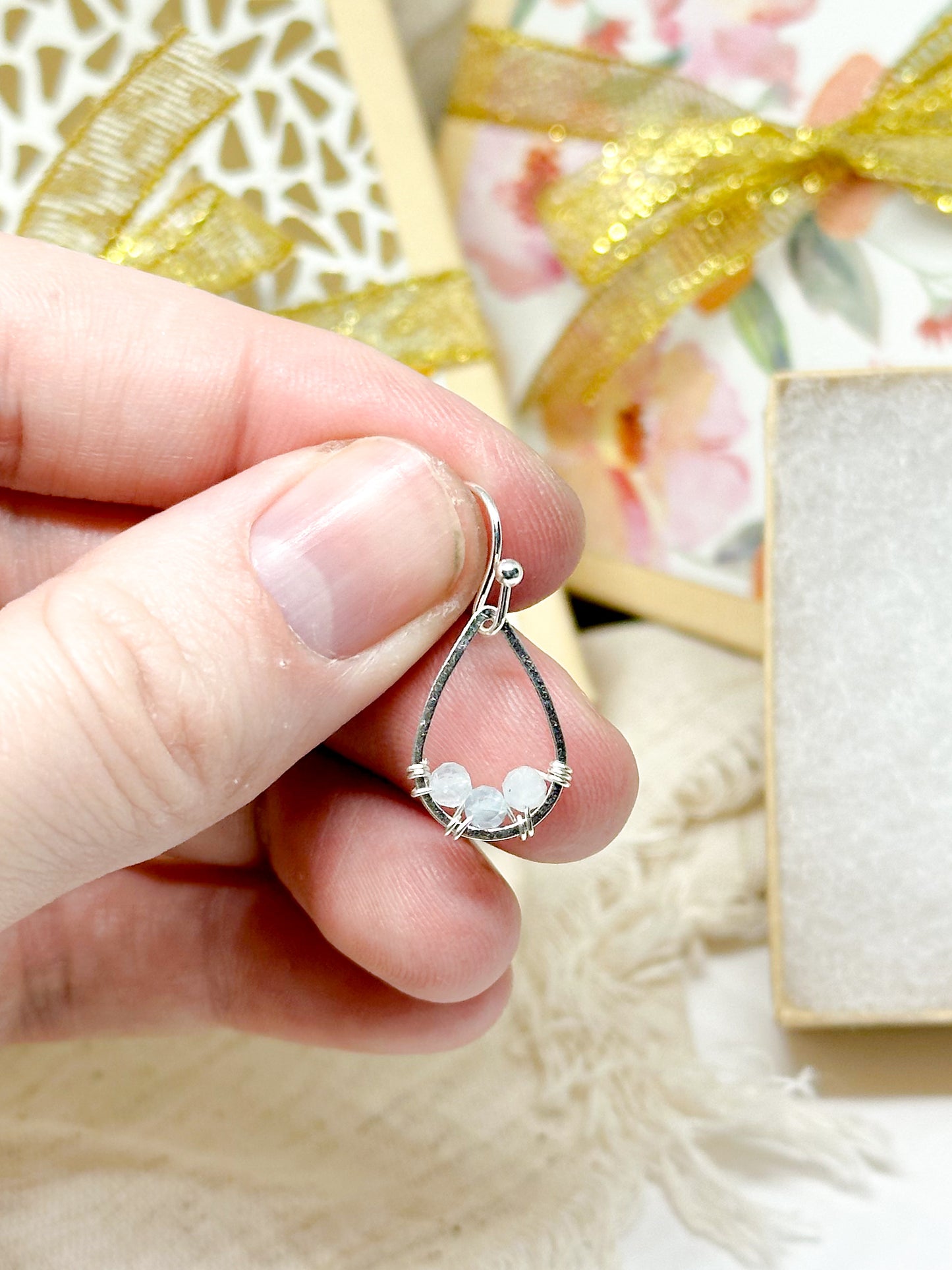 Aquamarine birthstone earring mini