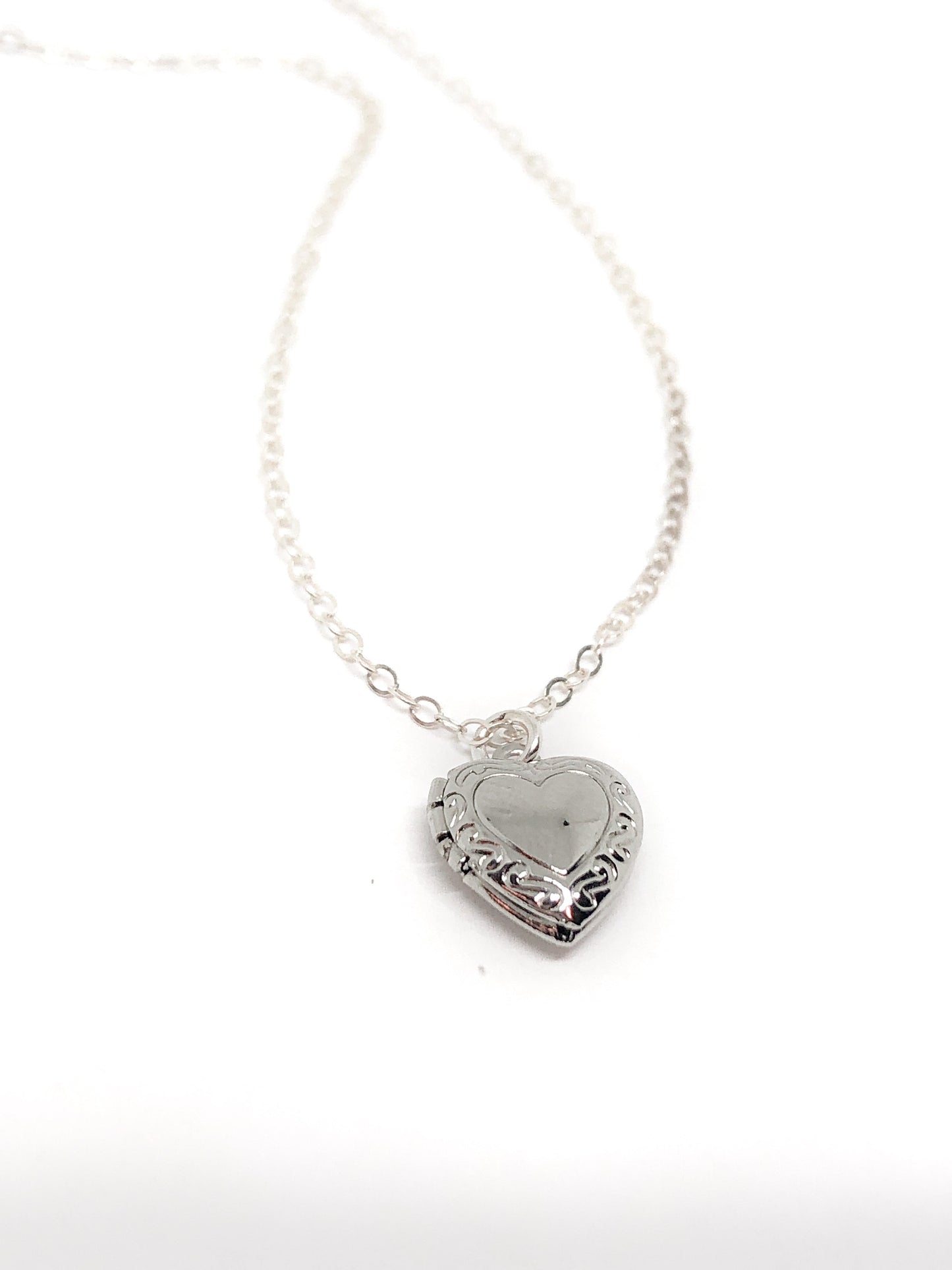 Mother's Day gift - Mini heart locket