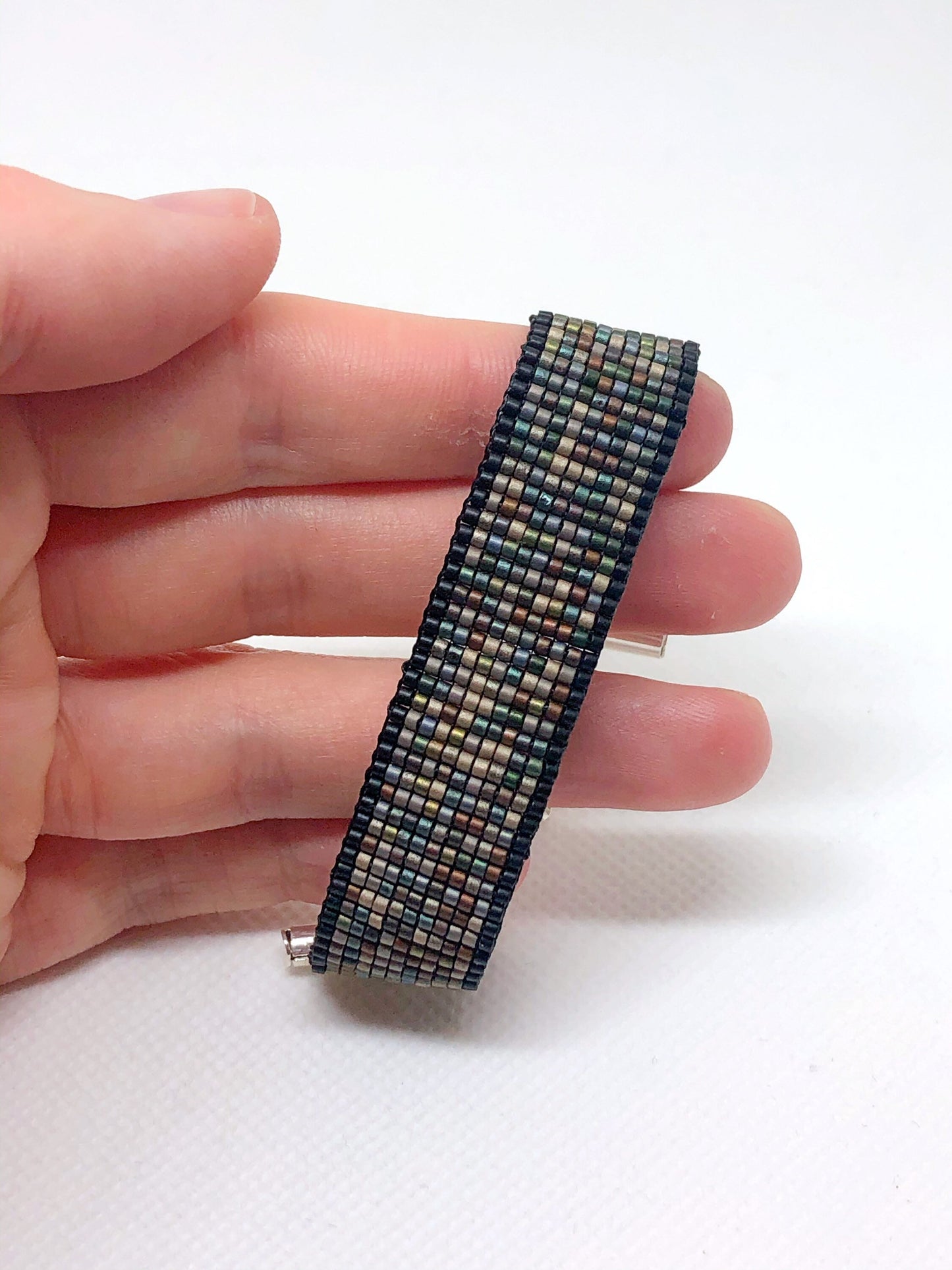 Black beadloom bracelet