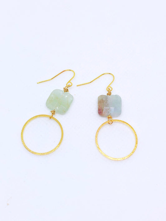 Square Aquamarine earrings with gold geometric circle