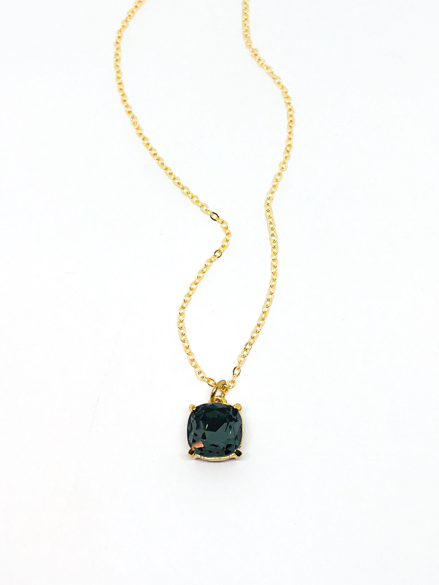 Blue-black glass gemstone necklace