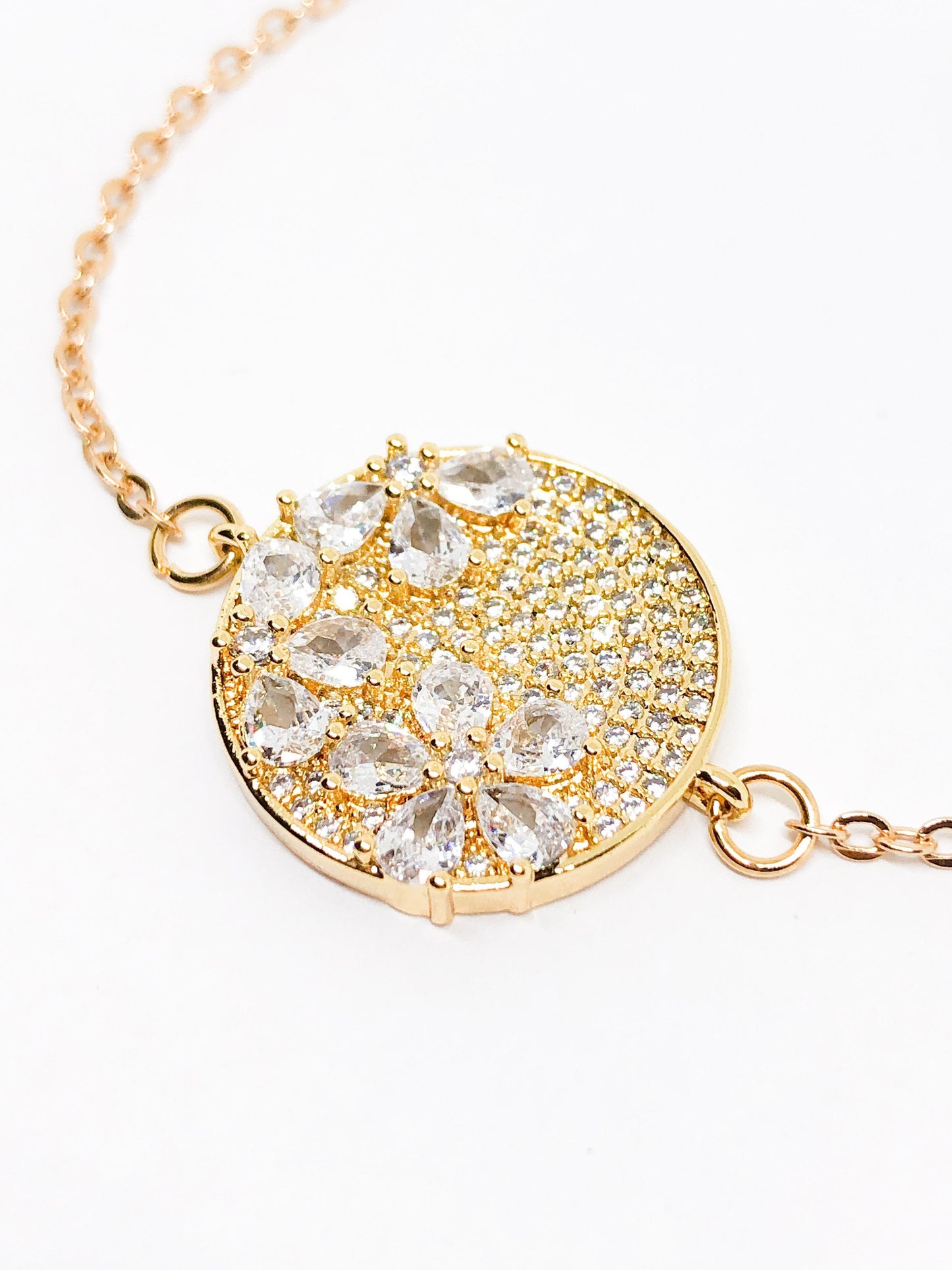 Sparkly rhinestone necklace