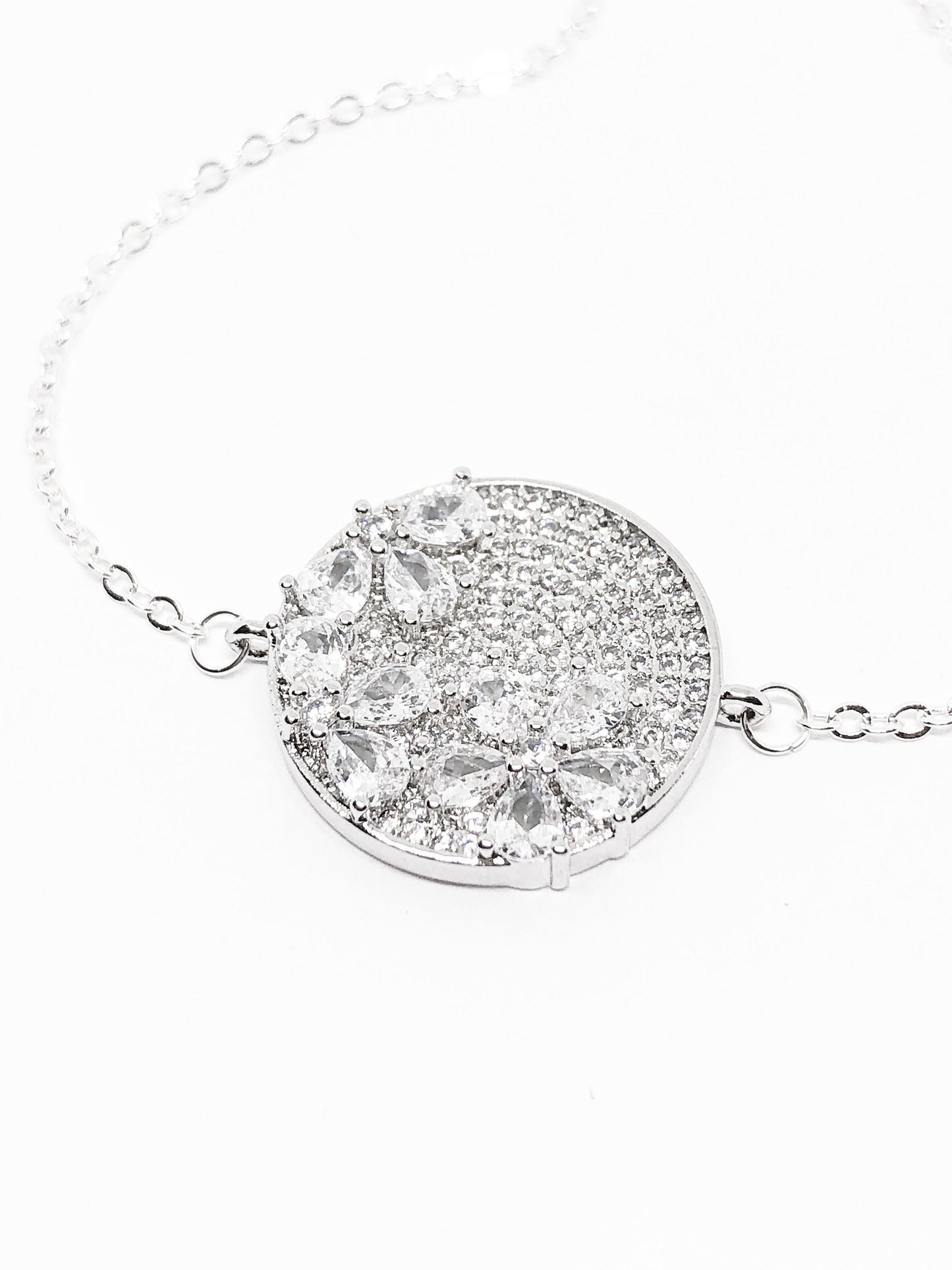 Sparkly rhinestone necklace