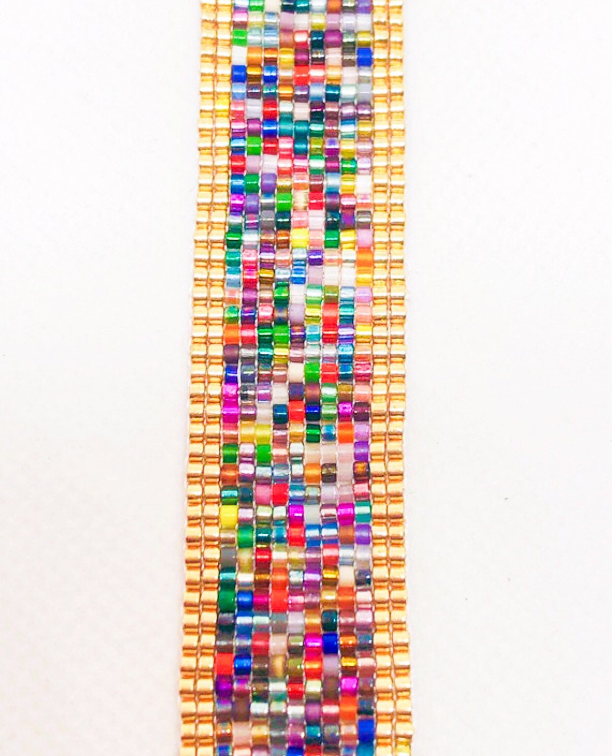 Rainbow beadloom bracelet