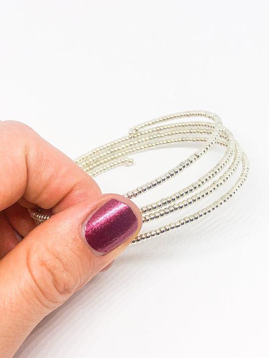 Memory wire bracelet with silver beads