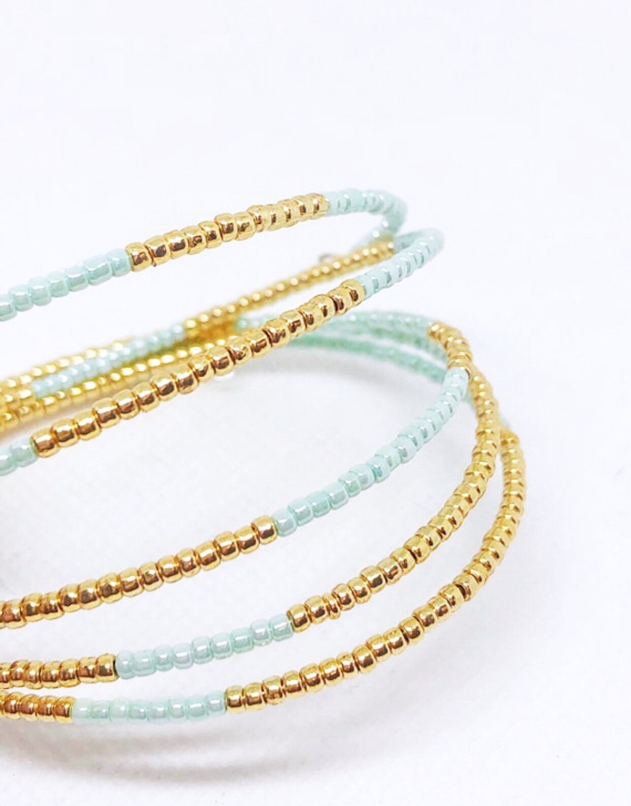 Memory wire bracelet with silver beads