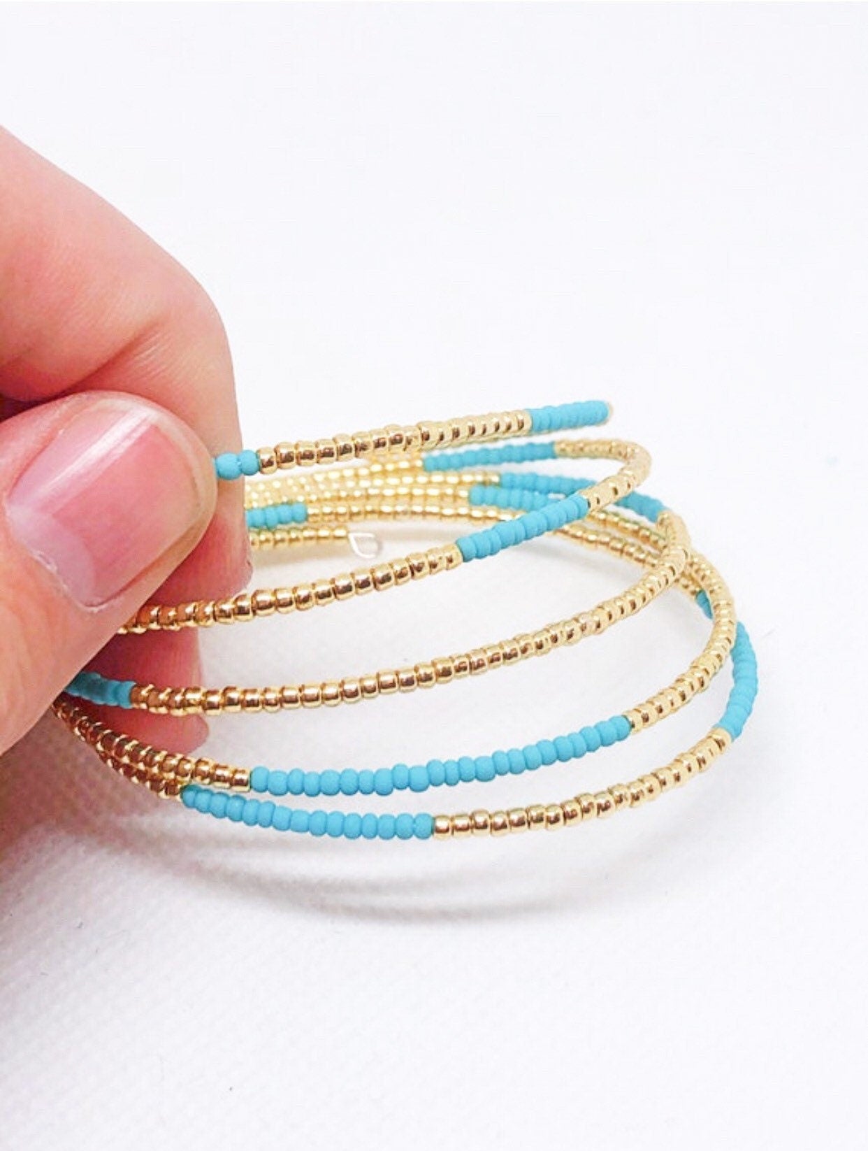 Memory wire bracelet with silver beads