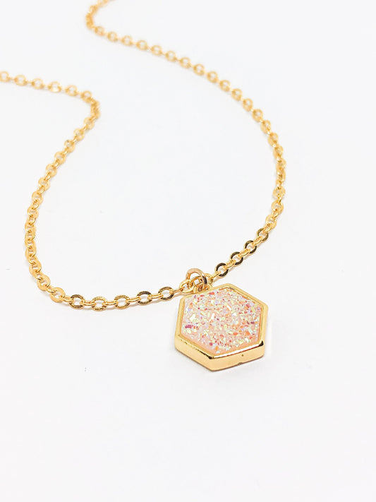 Hexagon necklace gold