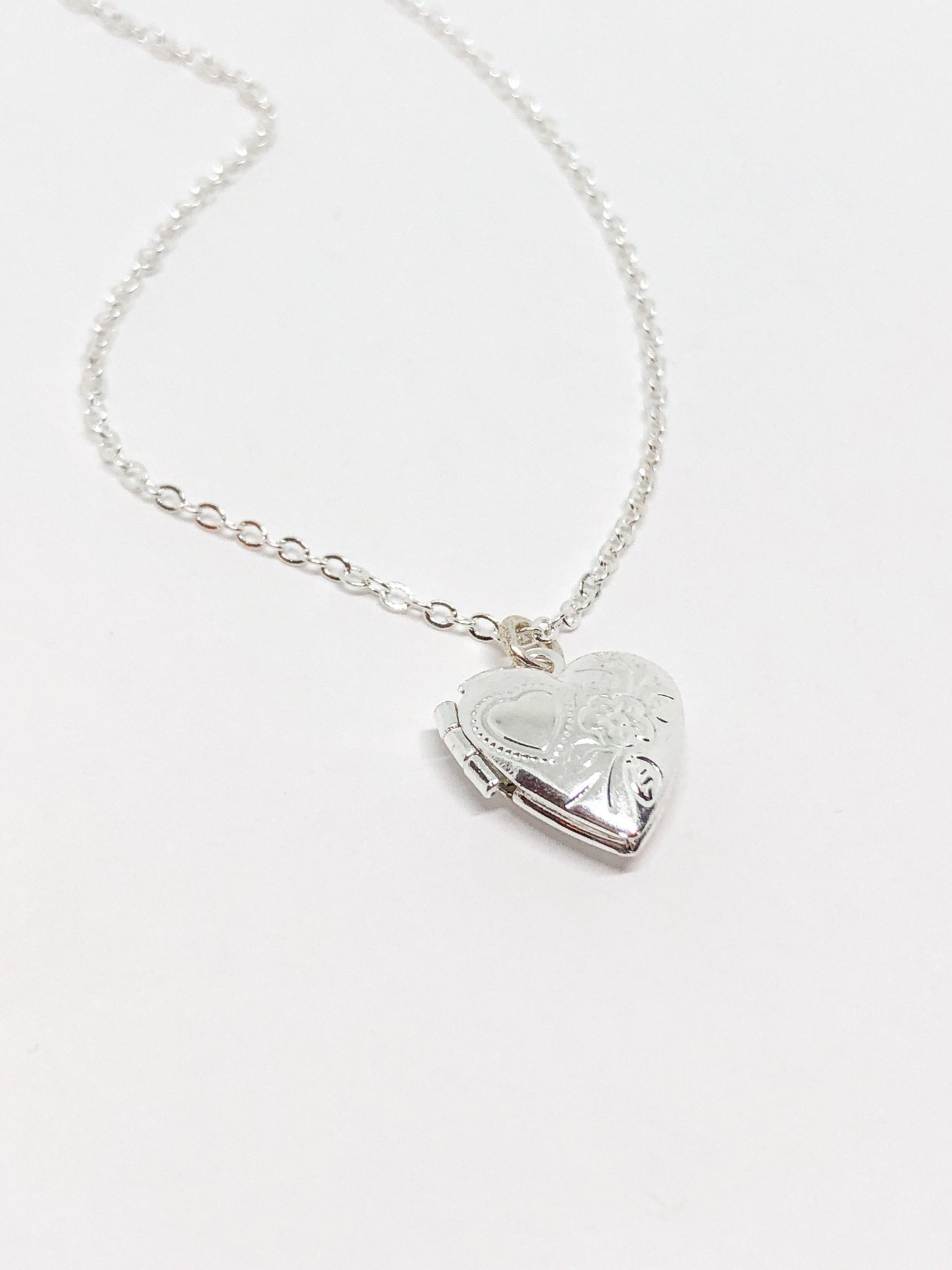 Small heart locket in gold or silver