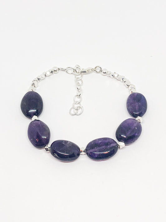 Amethyst gemstone bracelet in silver