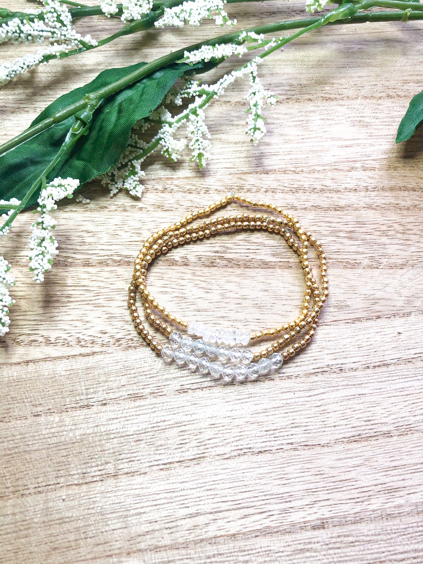 April birthstone bracelets stretchy and perfect - Quartz (Diamond)