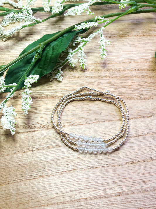 April birthstone bracelets stretchy and perfect - Quartz (Diamond)