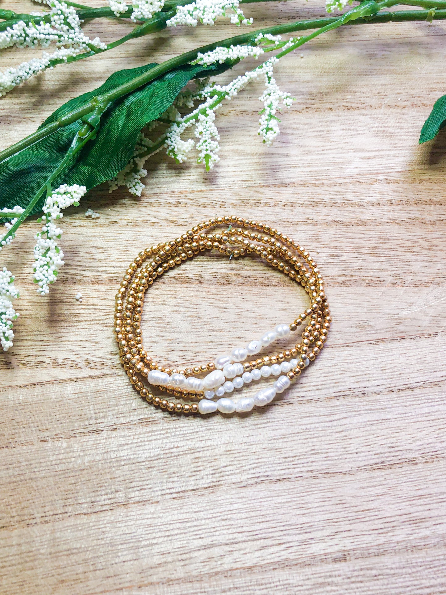 June birthstone bracelets stretchy and perfect - Pearl