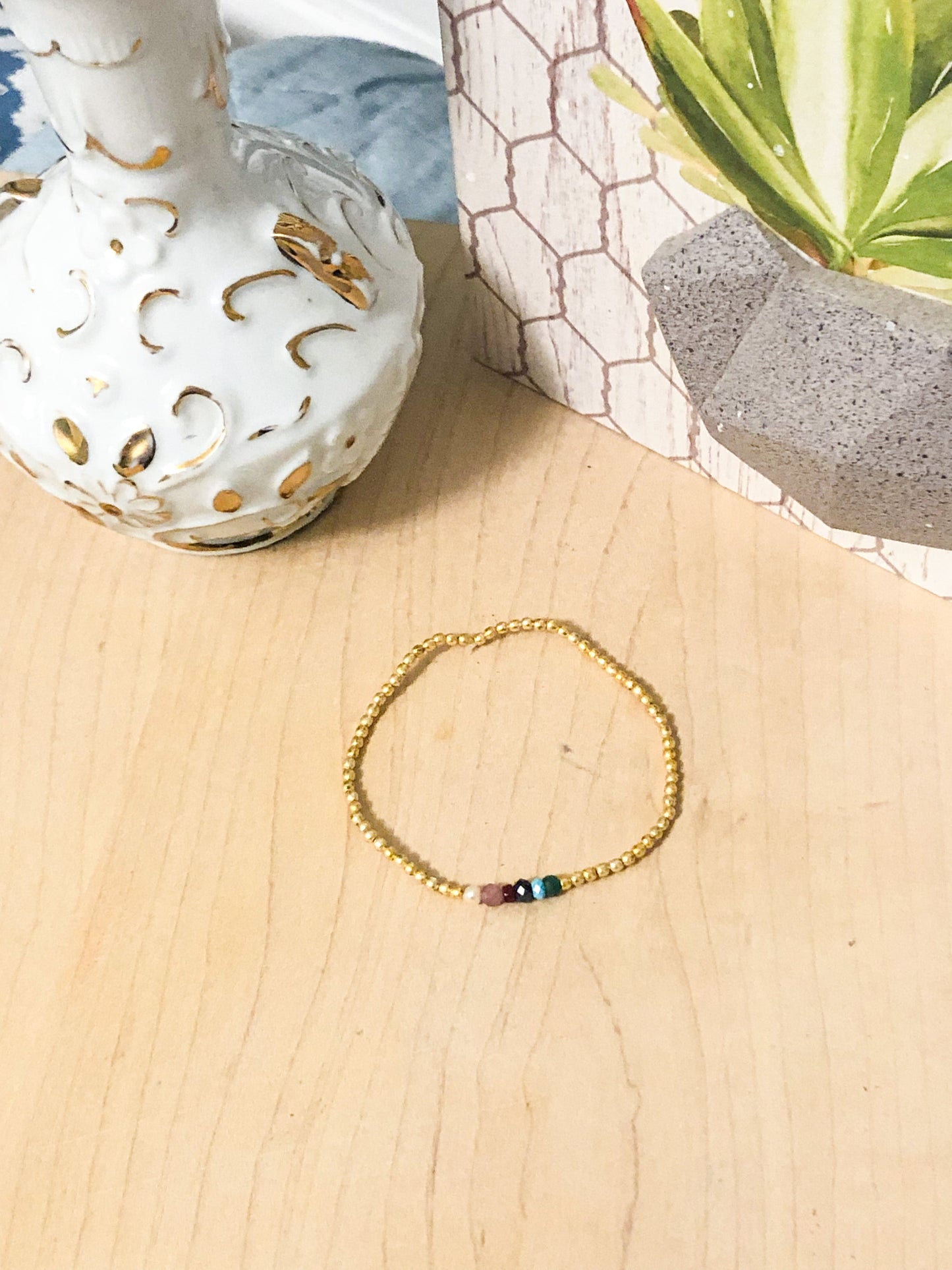 Personalized Mother's Day gift - custom birthstone bracelet