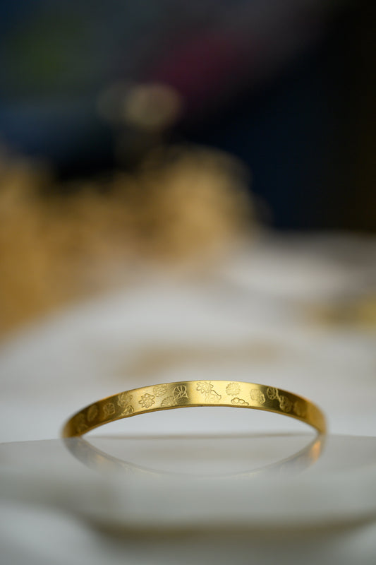 Family birth flower cuff