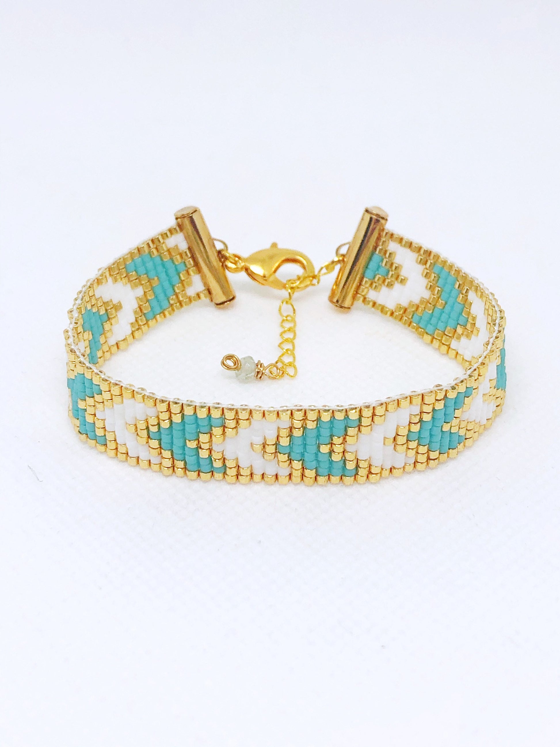Turquoise bead loom bracelet – Handmade by Elyse