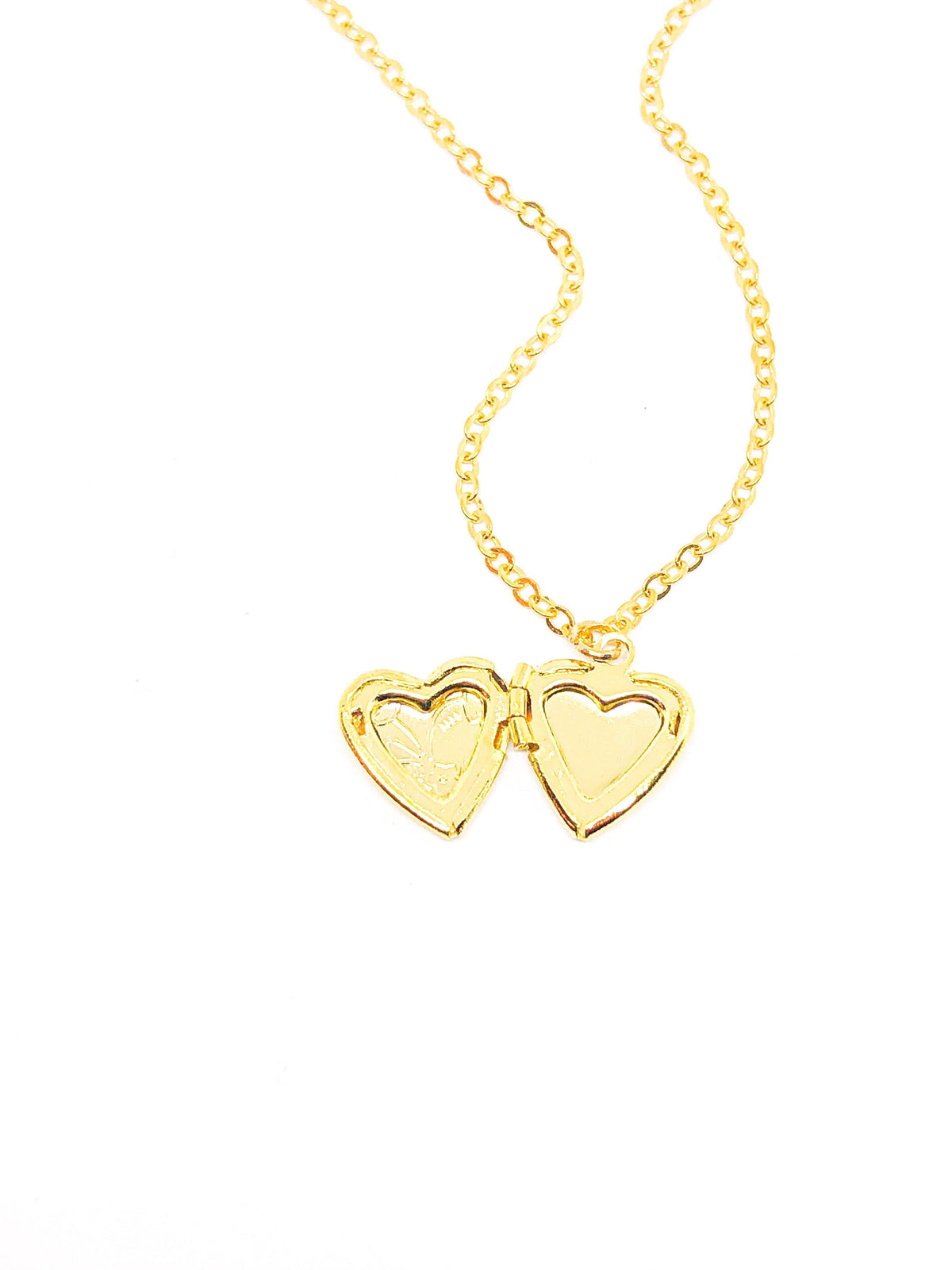 Small heart locket in gold or silver