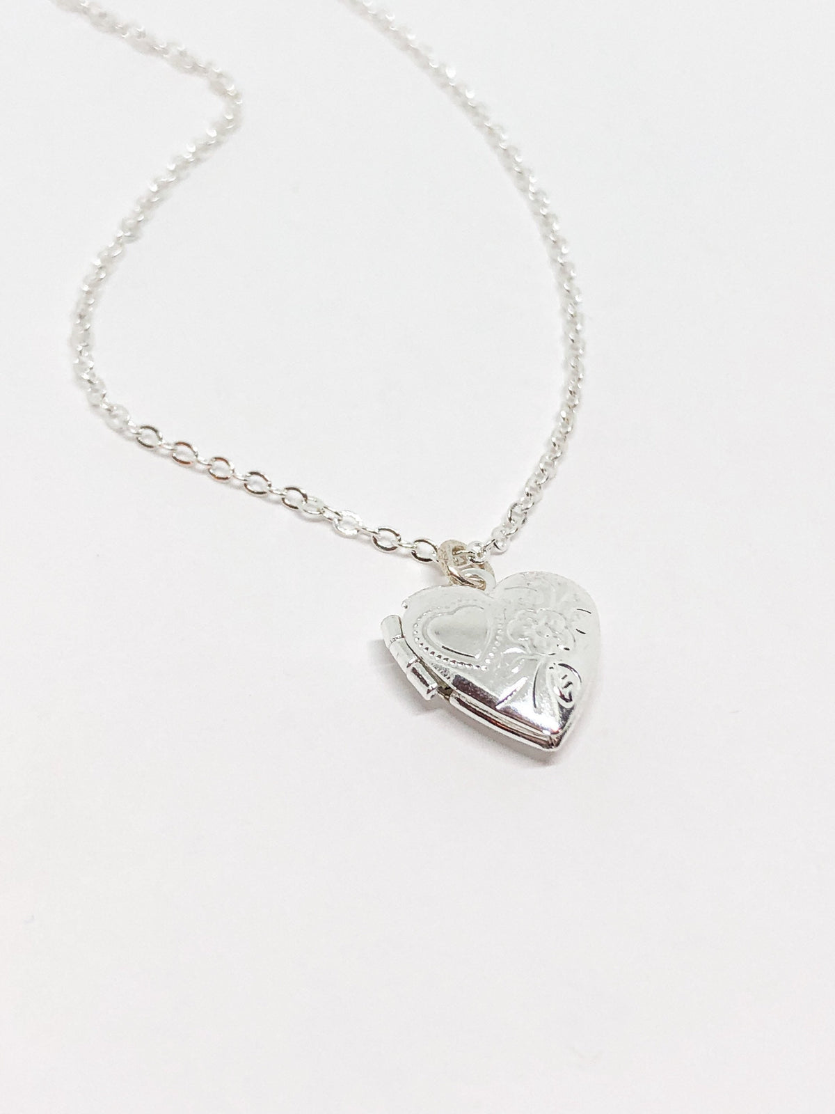 Small heart locket in gold or silver